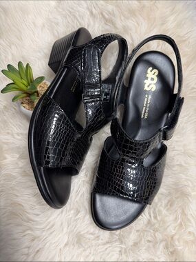 SAS Suntimer 8.5M Heel Strap Sandals Black Croc  EUC